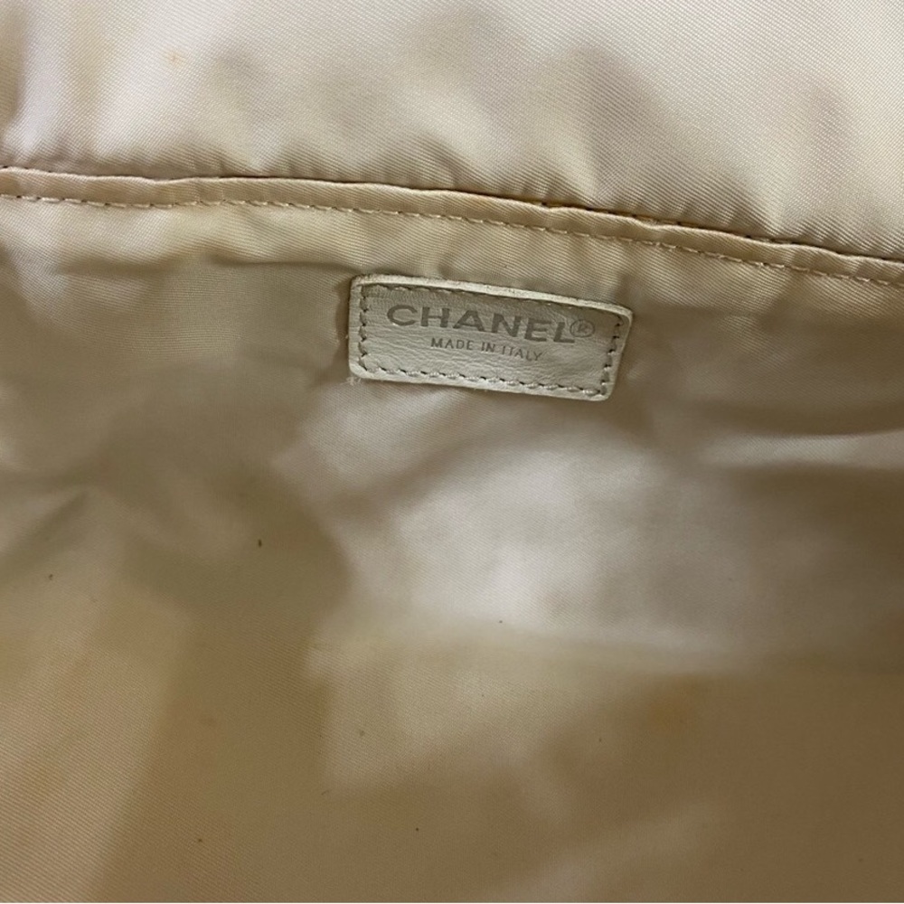 🆕 Chanel cc " new travel line" collection, Vanity Bag👜 - Picture 9 of 15